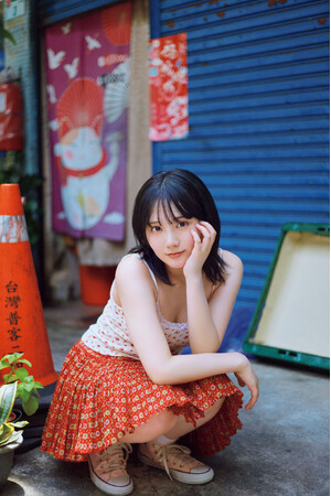 AKB48田口愛佳、ファースト写真集の発売が決定!