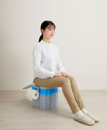 丈夫で清潔！丸洗いできる非常用トイレ「COGIT防災　洗える緊急用組み立て式トイレ」を8月1日より発売