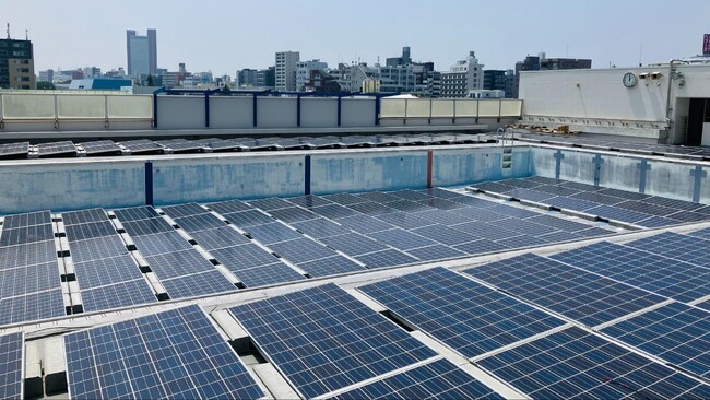 リユース太陽光パネルで50世帯が発電主に！日本初の電気の地産地消プロジェクトを開始