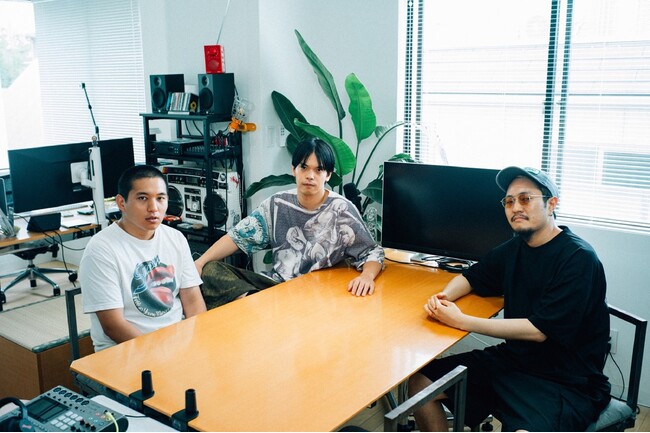 日本最大の音楽専門チャンネル「スペースシャワーTV」にて話題のヒップホップユニット Dos Monos の特別番組を放送決定！