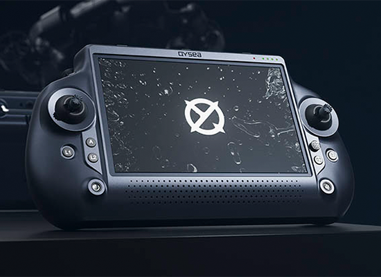 QYSEAから、水中ドローン「FIFISH」シリーズ向け産業用コントローラー『FIFISH iRC(高輝度モニターVer)シリーズ』発売