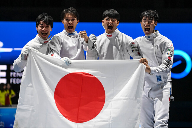 【フェンシング】男子エペチームが2024-2025シーズン 国際フェンシング連盟 ランキングで年間王者に！