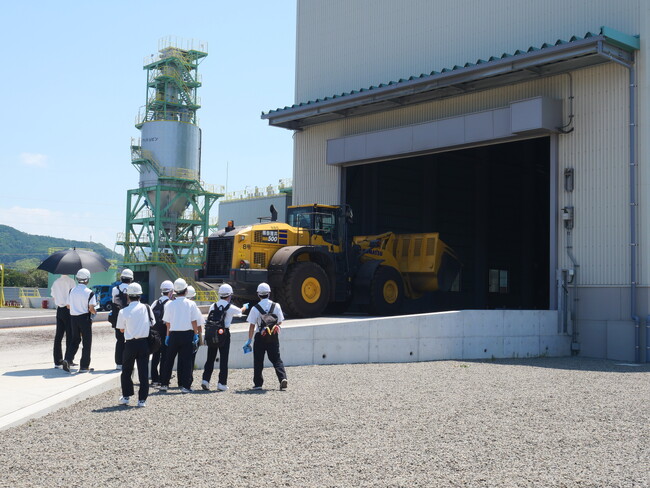 TESSグループ、「佐賀伊万里バイオマス発電所」にて佐賀県立武雄高等学校2年生のフィールドワークを実施