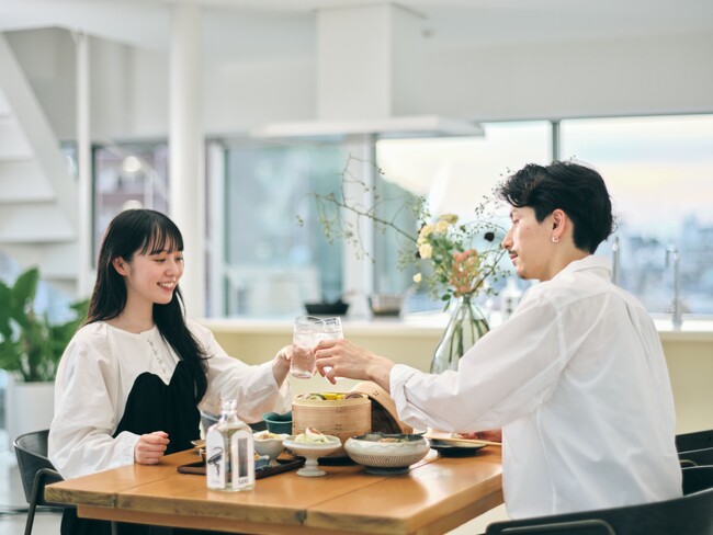 LUOがリブランディングを発表--「飲むだけで誰かのためになる」クラフトジンへ