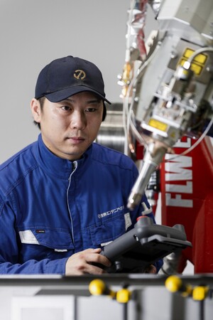 業界初! 岩手県一関工場にAI搭載ファイバーレーザ溶接機を導入