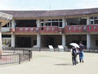 敬愛大学教育学部の学生が大川小学校など東日本大震災遺構を訪問 ― 子どもたちの命を守るために震災当時の状況から防災を学ぶ