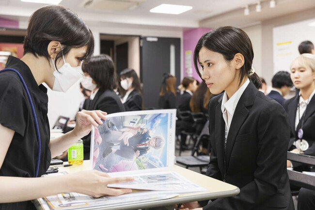 【TCA】学生作品展示会「金の卵展2025」にて、企業編集部による持ち込み会を実施