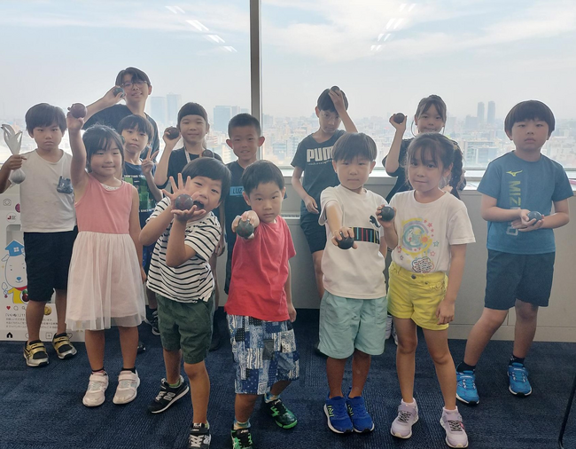 【イベントレポート】小学生親子がSDGs視点で夏休みの自由研究として「土と暮らしの関わり」を学ぶイベント『土のふしぎ発見！光るどろだんご教室2025』開催
