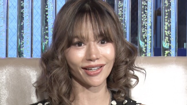 『愛のハイエナ season4』#6｜水沢アリー、ダウンタイム中の番組出演で事務所に整形公表を止められるも「私的にはどう見ても“してる”」／元SDN48・芹那が恋愛事情を明け透けトーク