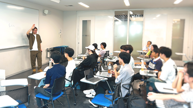 「動画は手段。視聴者に与えるベネフィットの理解とコンセプト設計が大切」STAGEON副社長・箱崎蓮、桜美林大学講義にて学生PR動画をブラッシュアップ