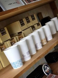 世界初・九谷焼「凍るうつわ」に和柄・北欧柄が新登場！結露せず室温でも約30分以上ひんやり状態を維持　美味しさキープで涼を楽しめる冷却機能付き食器
