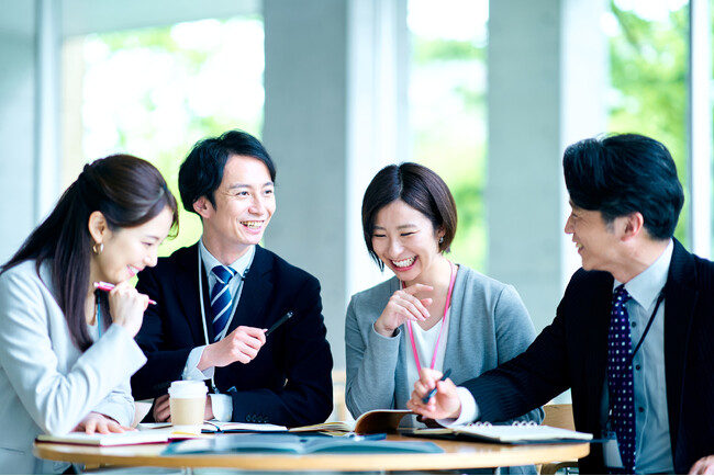 【8月申請スタート｜今ならまだ間に合う！】健康経営優良法人認定2026を目指す企業向け対策セミナー|8/28(木)15:00-16:00開催 ～今やるべきこと・採用・定着率UPの理由を徹底解説～