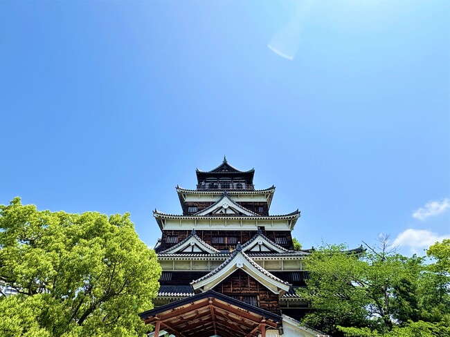 広島城天守　祝・来城者 1,300万人達成！