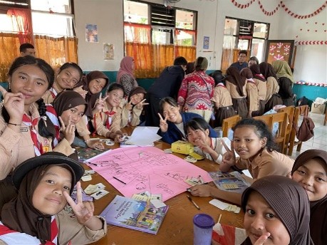 日本各地から集結した14人の中・高・大学生、インドネシアから帰国 ～尾木ママと国際協力の意義を学ぶ、JICA国際協力中高校生エッセイコンテスト海外研修～