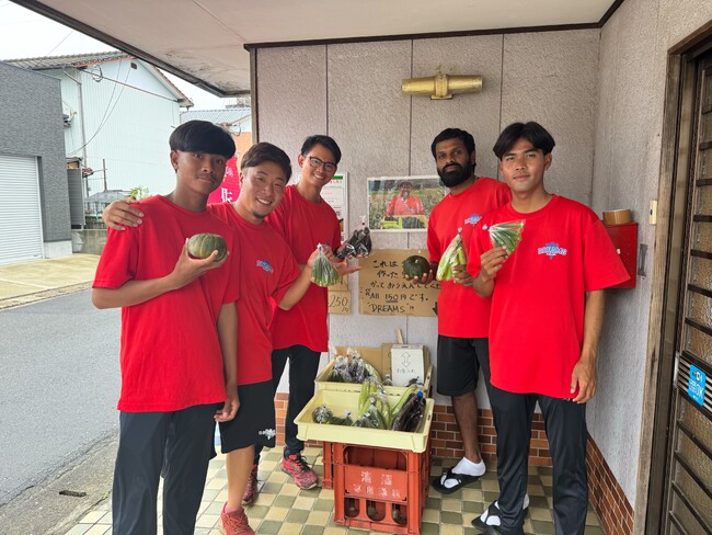 異色のプロ野球選手が育てた野菜、販売開始!