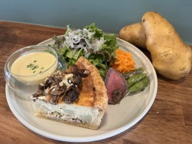 人気のキッシュプレート