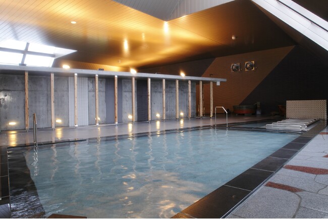 【北海道／北湯沢温泉】60歳からのご褒美旅。湯元ホロホロ山荘で、ゆったり浸かる名湯と、体に優しい旬の味覚を。