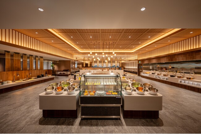 8月16日開業の「ザ・パルス霧島」で、鹿児島の恵みを心ゆくまで。ライブキッチンを備えた贅沢ビュッフェレストランをオープン。