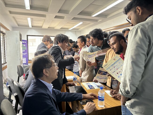 教育格差を生成AIで解消へ--ゼネット、AWSのEducation Equity Initiativeに選出