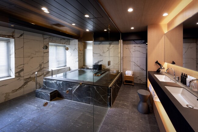 【札幌・定山渓温泉　章月グランドホテル】当館1室限定のスイートルームは3名以上のご利用時は早期割プランがお得です！