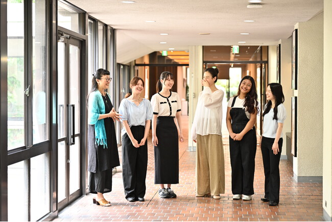 大阪女学院大学・大阪女学院短期大学　これからも、“女子大学として 『やかましい女性』 を世界に”