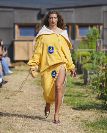 doublet 2026年春夏コレクションに、サステナブル素材「BANANA CLOTH」登場