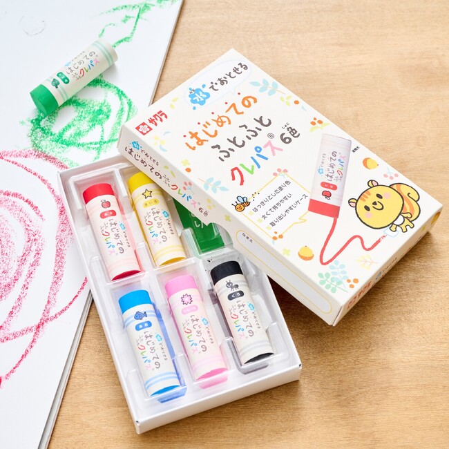 第19回キッズデザイン賞受賞！「水でおとせる はじめてのふとふとクレパス(R)6色」