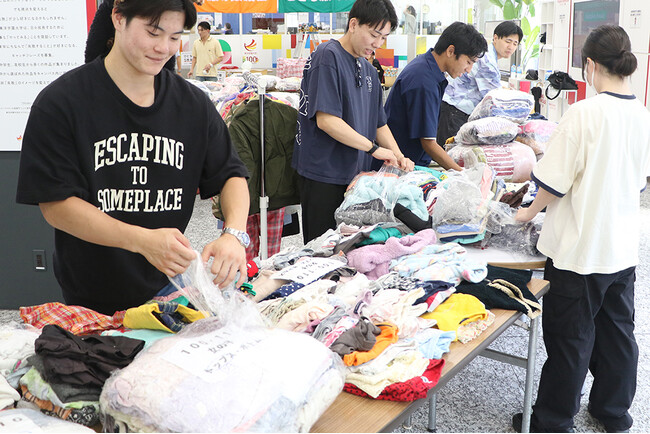 産官学連携で子育て支援　キャンパス内での「こども服の譲渡会」、今年も開催