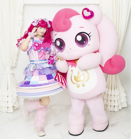 原宿系クリエイター「しなこ」と韓国NO.1キャラクター 「シークレット キャッチ！ティニピン」の夢のコラボレーション決定！