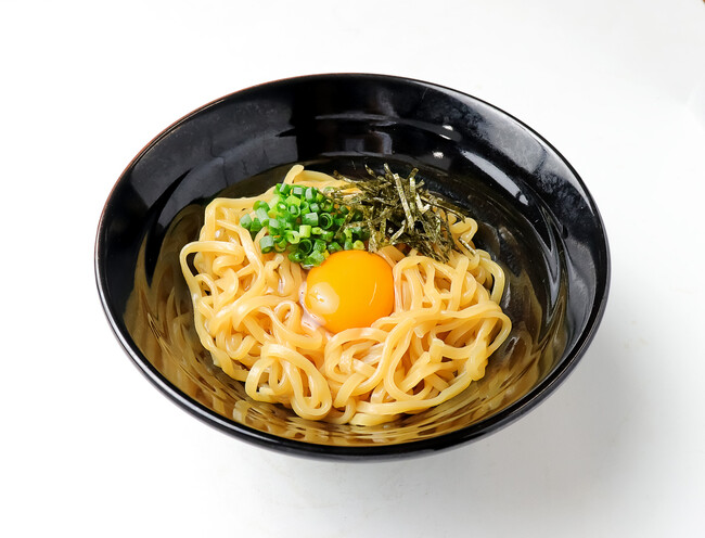 ワンコインで味わう新感覚！『たまごかけ麺』が500円で新登場！【らーめん風伯 万代店】