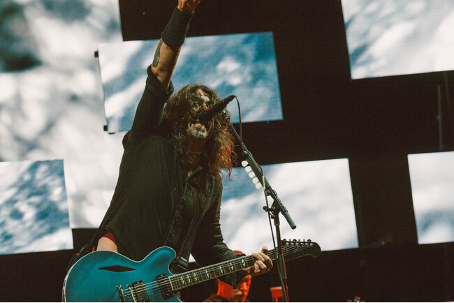 10月来日！FOO FIGHTERS さいたまスーパーアリーナ公演、サポートアクトに『おとぼけビ～バ～｜10/7公演』『マキシマム ザ ホルモン｜10/8公演』決定！