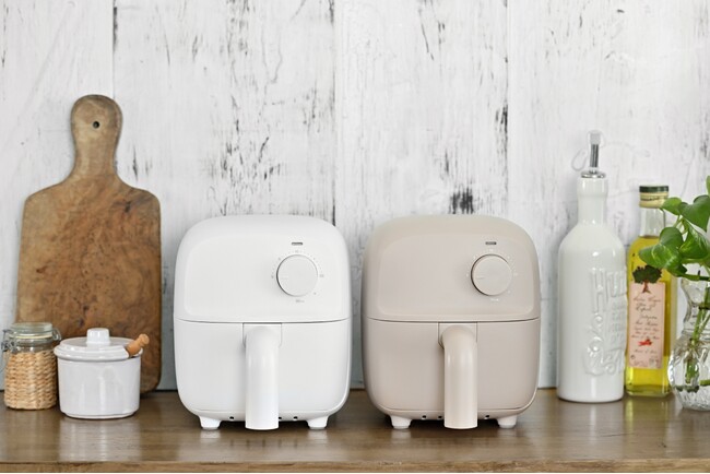 お弁当や１人分のちょっと使いにぴったりサイズなエアフライヤー『ミニフライオーブン Piku Pot (ピクポット)』発売