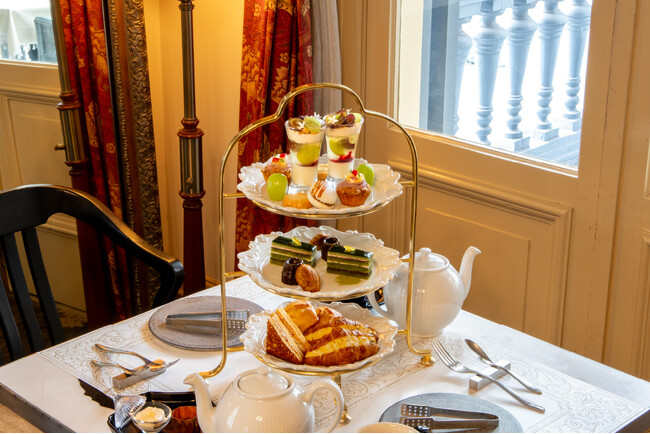 神戸旧居留地の洋館サロン「Salon15 TOOTH TOOTH 旧神戸居留地十五番館」で、秋の訪れを愉しむアフタヌーンティー。2025年8月28日（木）より。