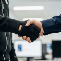 “物理侵入テスト専門”のBarrierCrack、ALSOK株式会社に技術協力　物理セキュリティとサイバーセキュリティの両面からお客様を支援