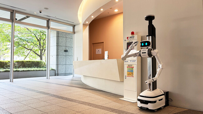 賃貸マンションで警備とホスピタリティを両立。乾汽船株式会社、プラザタワー勝どきに警備ロボット「ugo Pro」を導入