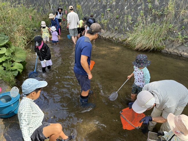 札幌市清田区との共催で「夏のネイチャーツアー2025」を開催 ～川の生き物観察会・環境保全への理解を深めるきっかけに～