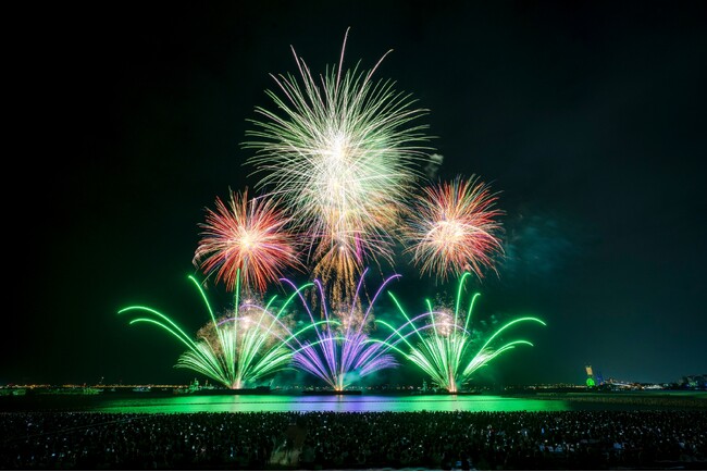 【開催レポート】「泉州夢花火 in 泉南」約2万５千人が来場、光と音が織りなす圧巻の花火演出に感動！