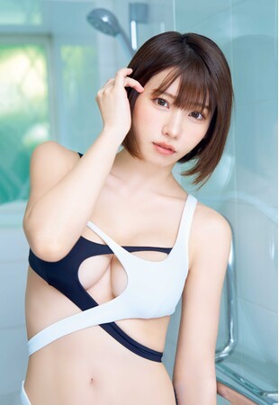 真夏のヤングアニマル2号連続えなこ祭り第2弾！！暑い夏にこそクールに決める♪凛とした美しさのえなこりんをお届け(ハート)