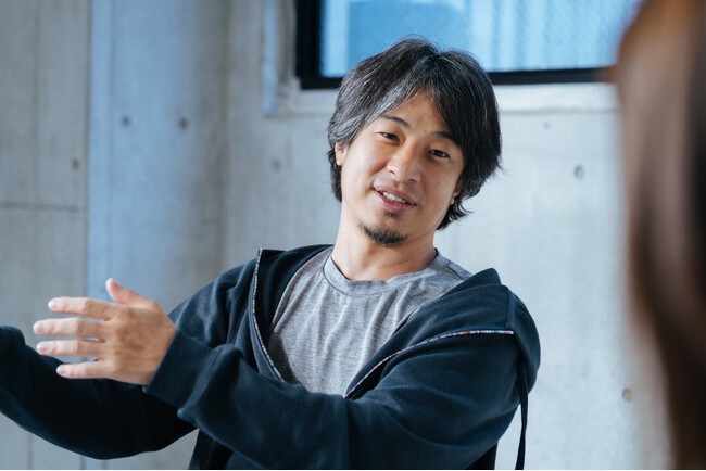 ひろゆき＆西村ゆかが、出会いから結婚生活までを前後編で語る。ナレソメノート連載「結婚の哲学」の最新話を公開