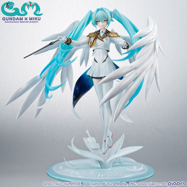 『ガンダム45周年×初音ミク』コラボプロジェクトより、イラストレーター・neco氏デザイン「ウイングガンダムゼロ EW」をモチーフにした「初音ミク」フィギュアが登場。