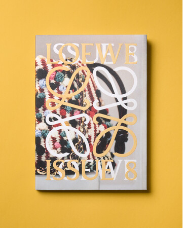 ロエベ マガジンの最新号“Issue 8”を全国の店舗で配布開始