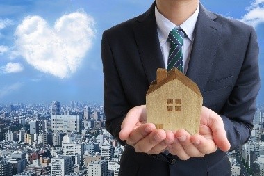 満足度の高い『不動産仲介 売却／購入』ランキング┃【住友林業ホームサービス】が「売却 戸建て」「購入 マンション」で2冠／【三井のリハウス】が「売却 土地」「購入 戸建て」で2冠（オリコン顧客満足度）