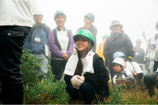 蔵王の樹氷を未来へつなぐ！高梨沙羅と地元高校生らが植樹活動 JUMP for The Earth PROJECT 次世代へつなぐスポーツ×環境の取り組みで15本を植樹