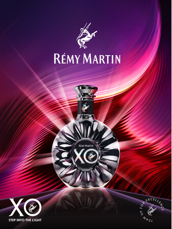 光の中へ踏み出す、新たな夜の物語『レミーマルタン XO ナイト』数量限定発売