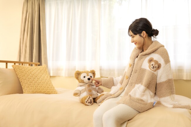 ダッフィー＆フレンズがデザインされた「gelato pique」プロデュースの秋冬シーズンスペシャルグッズが登場