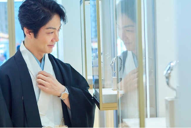 「パルミジャーニ・フルリエ ブティック銀座」オープニングレセプションに狂言師・野村萬斎氏が来場