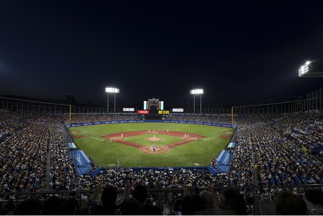 東京ヤクルトスワローズとの公式戦コラボイベント「日立ソリューションズデー」を開催【お知らせ】