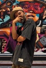 ソラリアプラザに巨大壁画アートが出現!