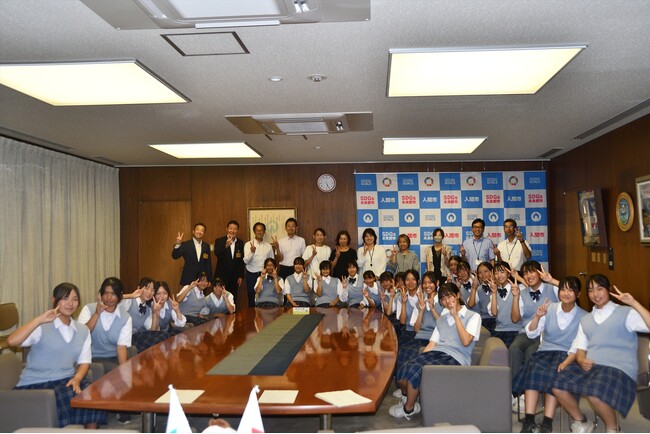 市内『唯一のソフト部』が関東ベスト8の快挙！中学デビューの選手たちが見せた奇跡の青春ストーリー