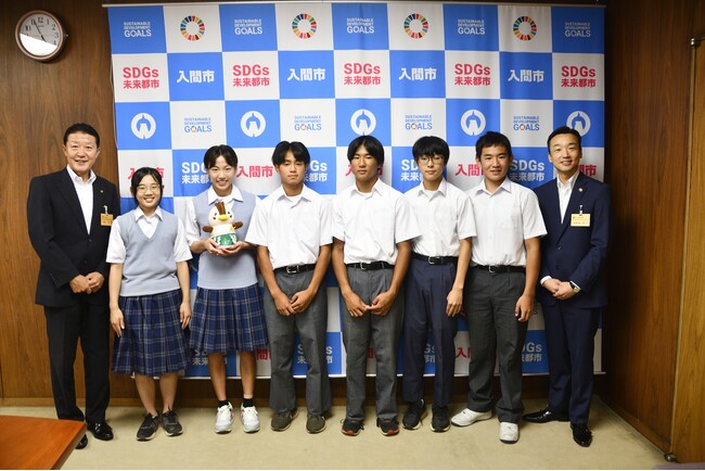 「0.09秒が悔しい」「室内プールを作って」全国大会出場の中学生が市長に直談判！入間市が育む『攻めるアスリート魂』